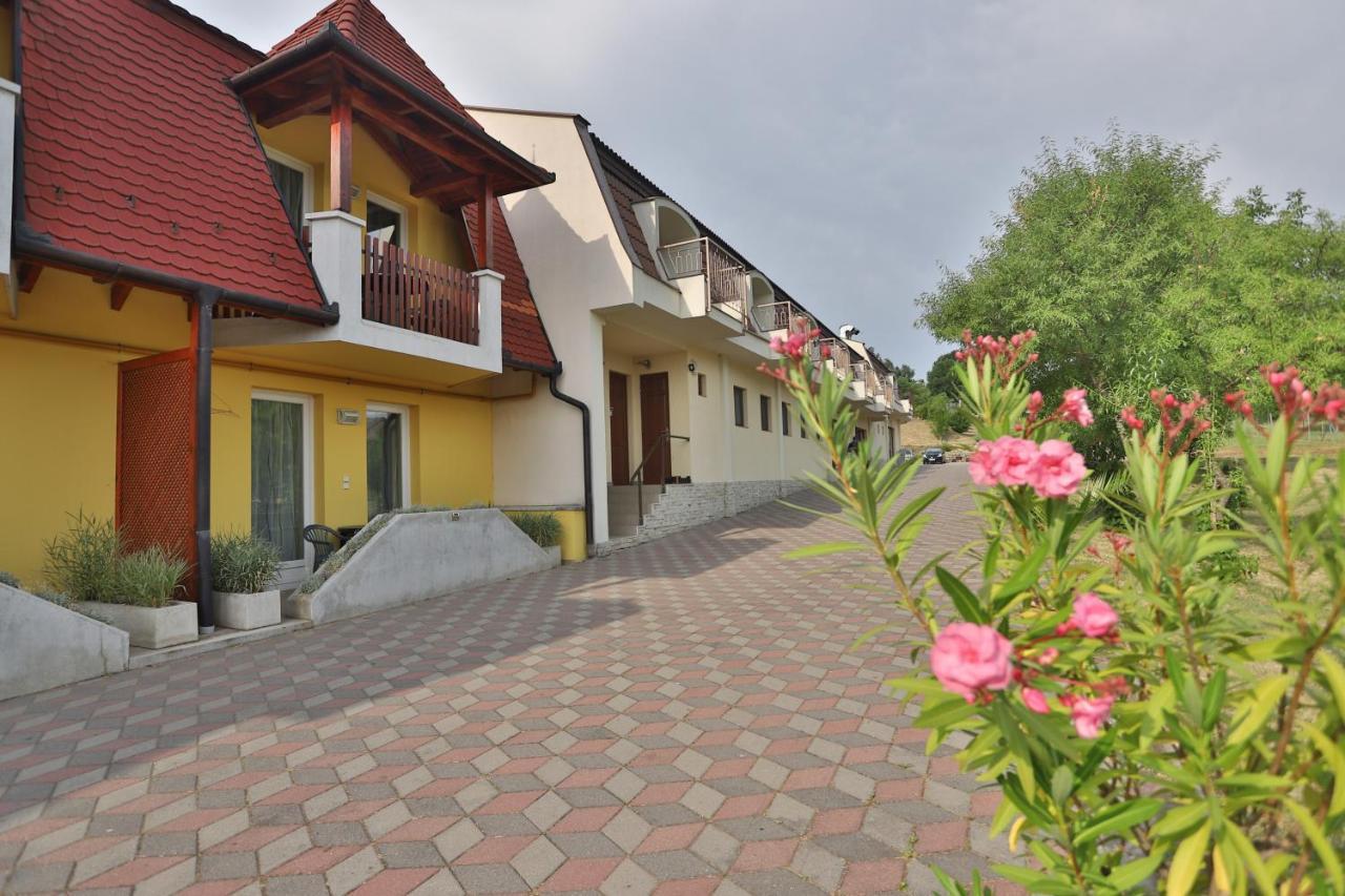 Margareta Apartman Es Ueduelohaz Bogács Exteriér fotografie